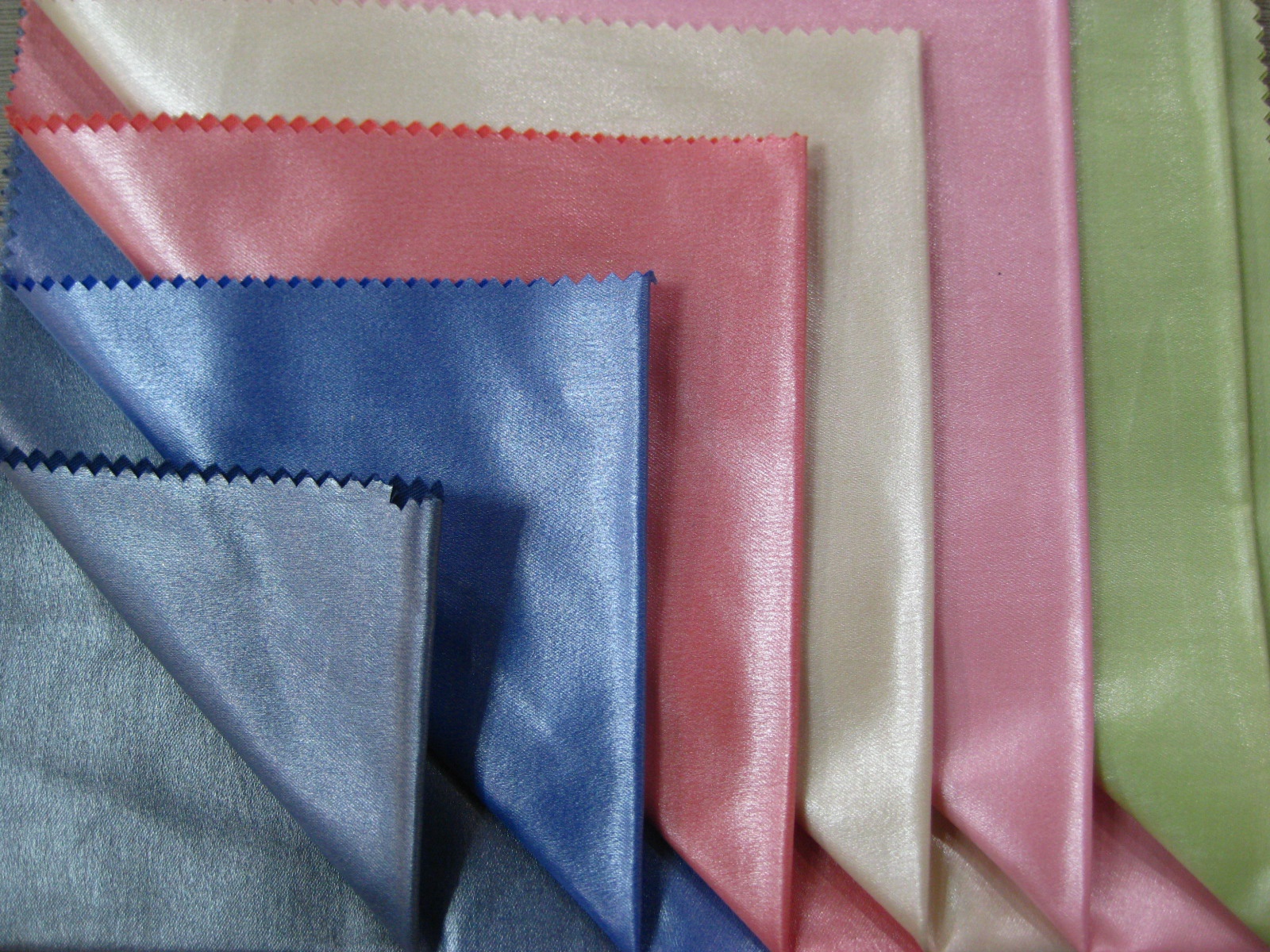 COTTON SATIN PD WITH PEARL ALL OVER DULL FOIL