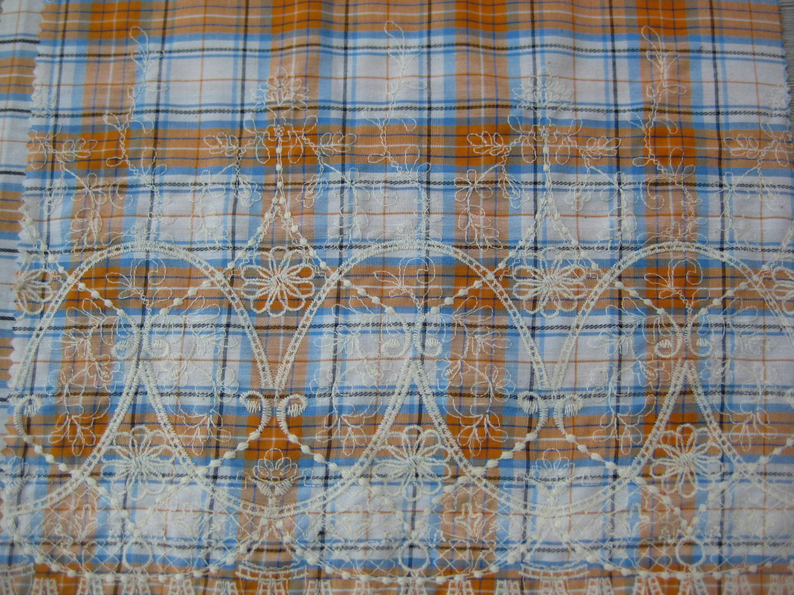 COTTON POPLIN YD CHECK WITH ONE BORDER EMB DES#07