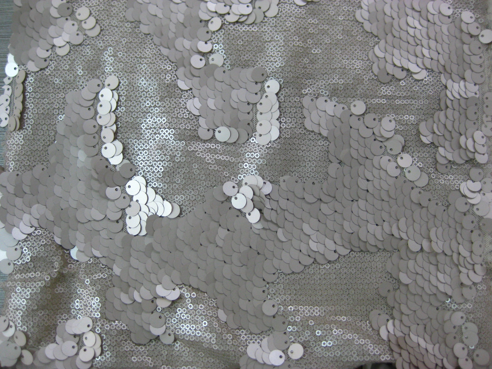 POLY MESH SPANGLE EMB FT2724